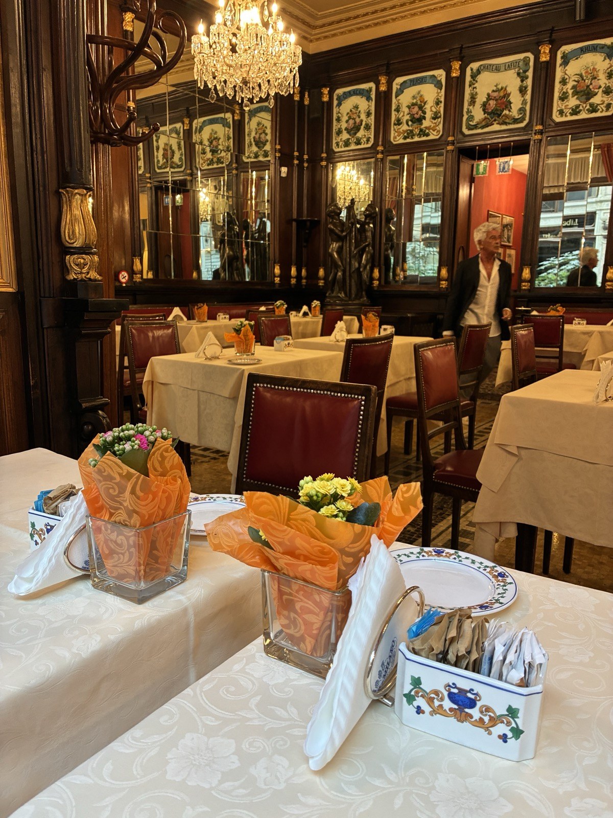 Elegant table setting at Baratti & Milano