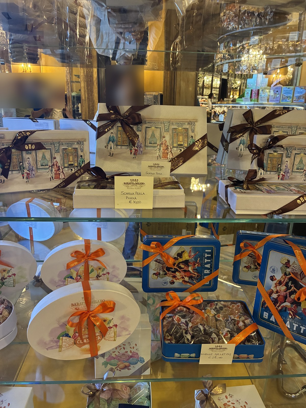 Decorative Turin chocolate gift tins, Platti, Turin