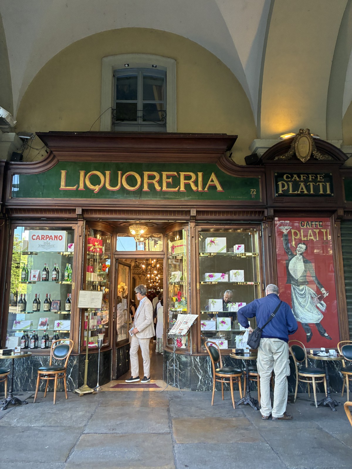 Caffè Platti storefront, Corso Vittorio Emanuele, Turin